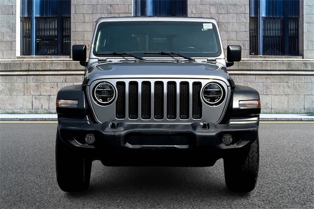 2021 Jeep Wrangler Unlimited Sport Altitude photo 3