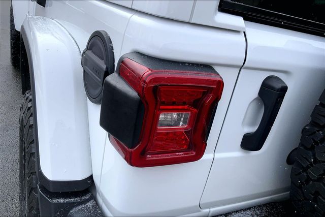 2021 JEEP WRANGLER - Image 28