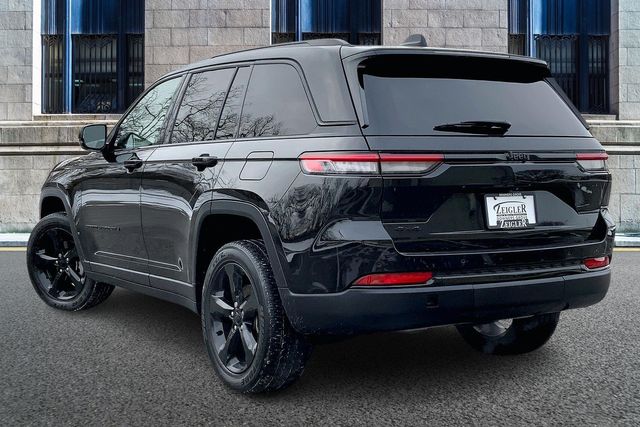 2022 JEEP GRAND CHEROKEE - Image 10