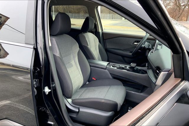 2023 NISSAN ROGUE - Image 7