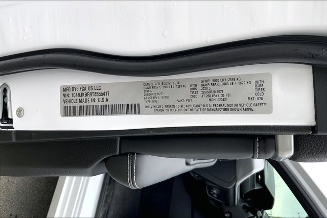 2026 JEEP GRAND CHEROKEE L - Image 13