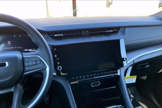 2026 JEEP GRAND CHEROKEE - Image 6