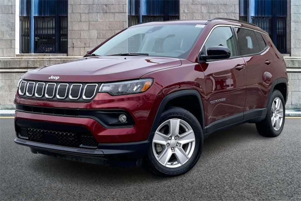 Used 2022 Jeep Compass Latitude SUV