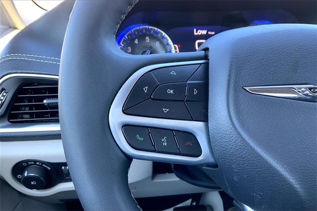 2024 CHRYSLER PACIFICA - Image 18