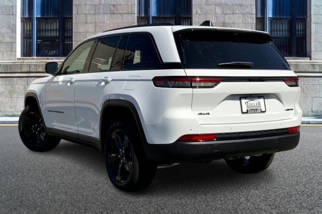 New 2025 Jeep Grand Cherokee Limited Sport Utility