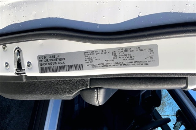 2025 JEEP GRAND CHEROKEE - Image 13
