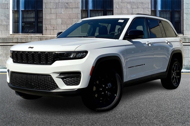 2025 JEEP GRAND CHEROKEE - Image 2