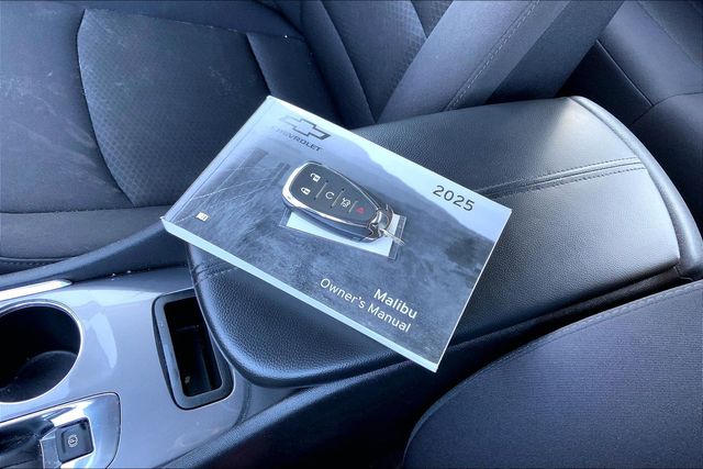 2025 CHEVROLET MALIBU - Image 12