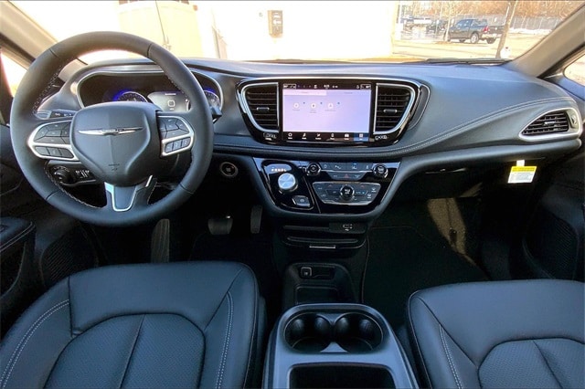 2026 CHRYSLER PACIFICA - Image 5