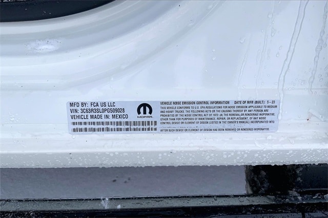 2023 RAM 3500 - Image 33