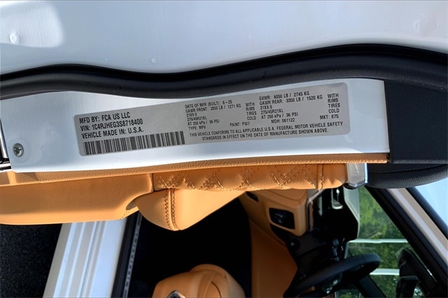 2025 JEEP GRAND CHEROKEE - Image 13