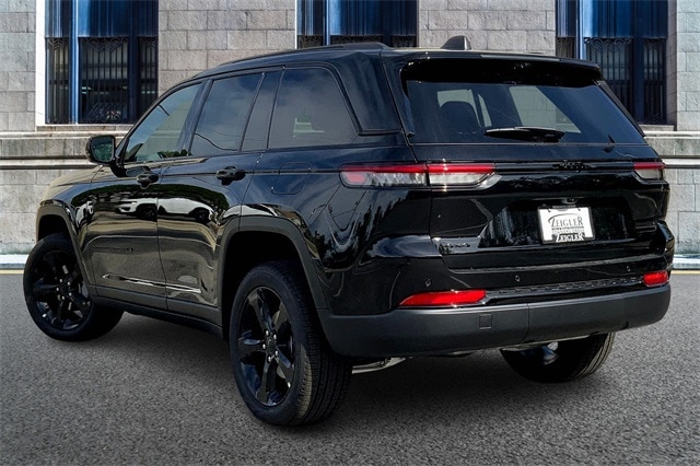 2025 JEEP GRAND CHEROKEE - Image 3