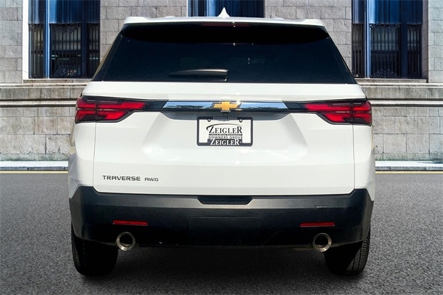 2022 Chevrolet Traverse 1LS photo 3