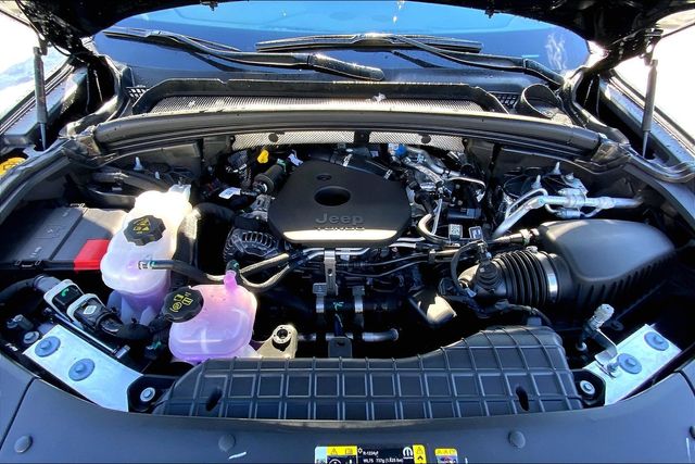 2026 JEEP GRAND CHEROKEE - Image 11