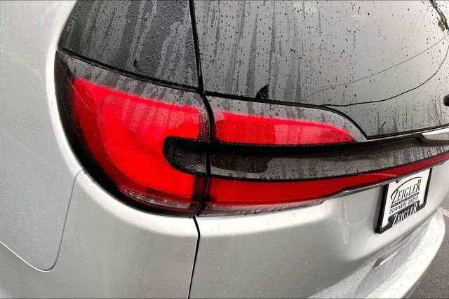2024 CHRYSLER PACIFICA - Image 28