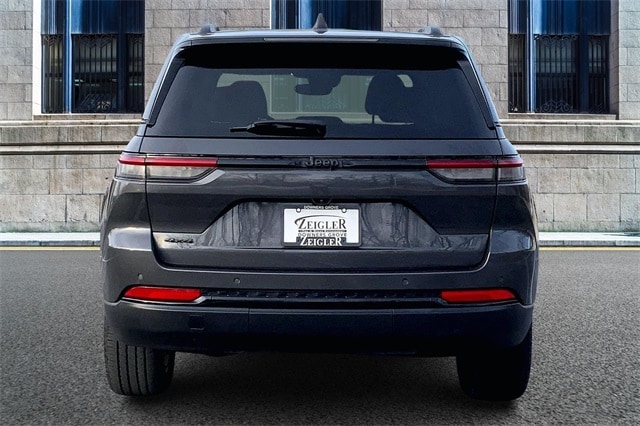 2022 JEEP GRAND CHEROKEE - Image 4