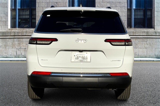2025 Jeep Grand Cherokee Limited photo 4