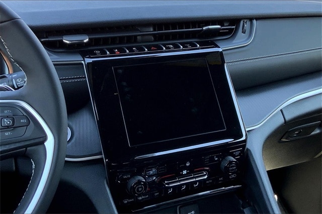 2025 JEEP GRAND CHEROKEE L - Image 6