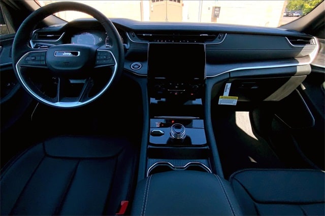 2025 JEEP GRAND CHEROKEE - Image 5