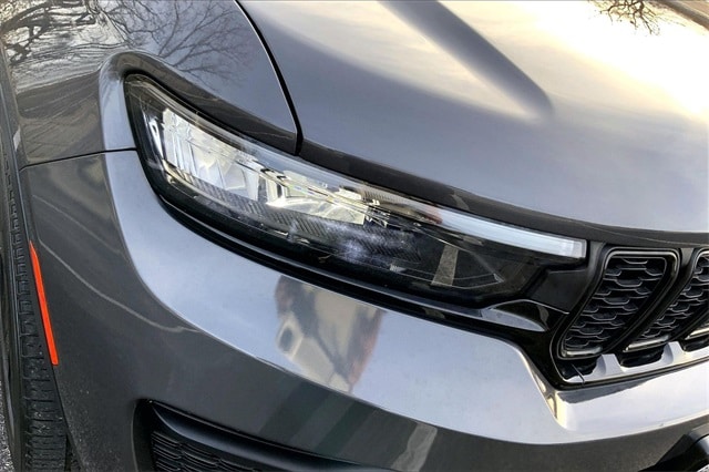 2022 JEEP GRAND CHEROKEE - Image 27