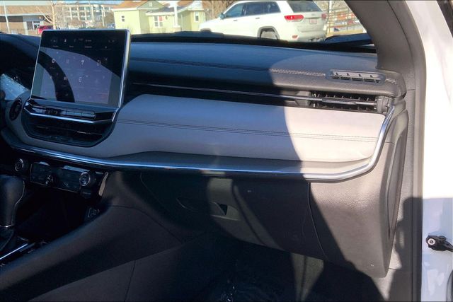 2023 JEEP COMPASS - Image 16