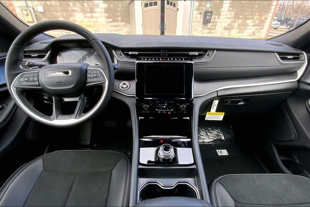 2025 JEEP GRAND CHEROKEE - Image 5