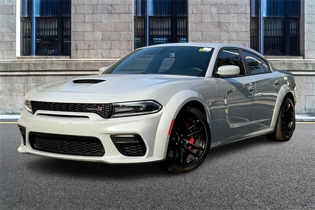 Used 2021 Dodge Charger Scat Pack with VIN 2C3CDXGJ4MH616461 for sale in Downers Grove, IL