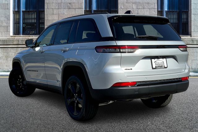 2025 JEEP GRAND CHEROKEE - Image 3