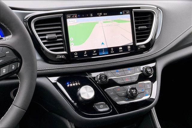 2026 CHRYSLER PACIFICA - Image 6