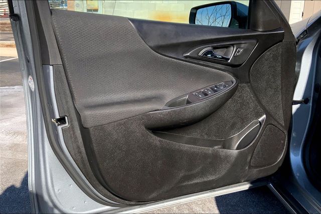 2023 CHEVROLET MALIBU - Image 23