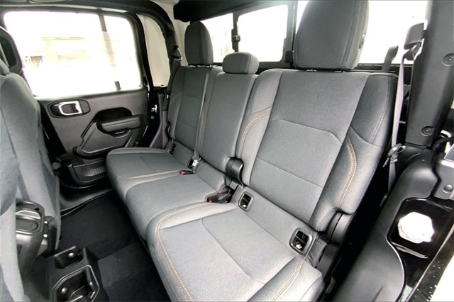 2026 JEEP GLADIATOR - Image 10