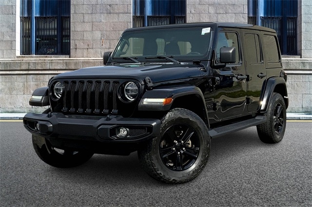 Used 2021 Jeep Wrangler Unlimited Sahara Altitude with VIN 1C4HJXEN2MW672464 for sale in Downers Grove, IL