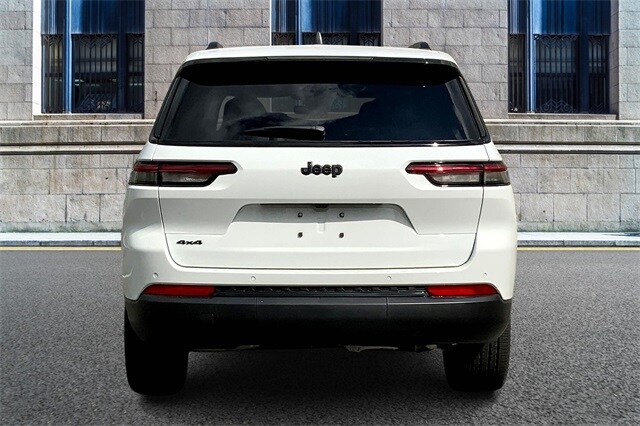 2025 Jeep Grand Cherokee Altitude X photo 4