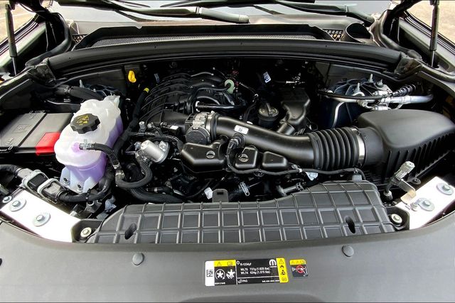 2025 JEEP GRAND CHEROKEE L - Image 11