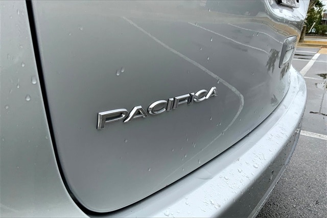 2023 CHRYSLER PACIFICA - Image 30