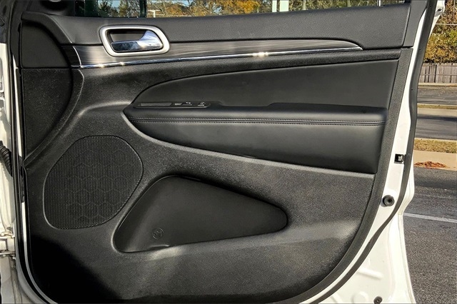 2022 JEEP GRAND CHEROKEE - Image 24