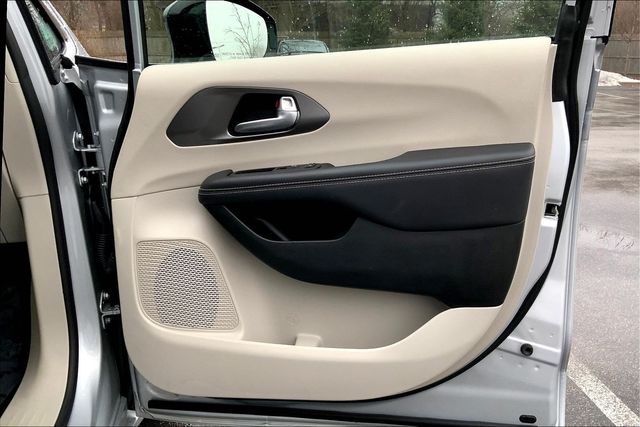 2024 CHRYSLER PACIFICA - Image 22