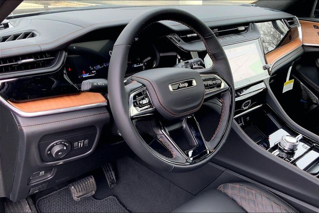 2026 JEEP GRAND CHEROKEE L - Image 8