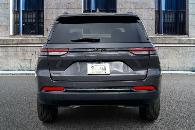 2025 JEEP GRAND CHEROKEE - Image 4