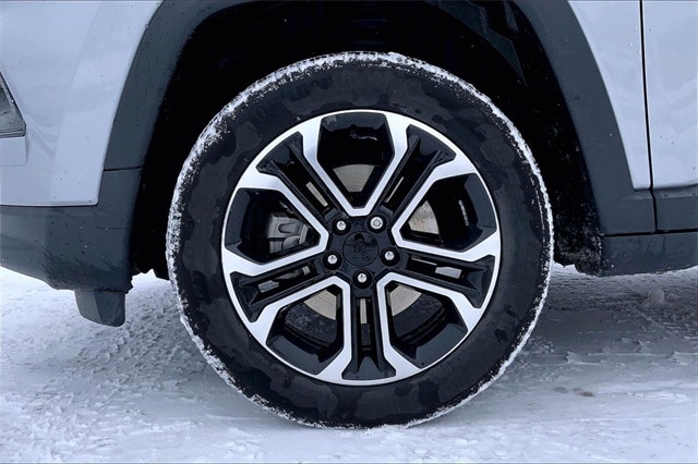 2022 JEEP COMPASS - Image 9