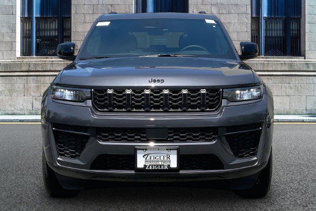 New 2026 Jeep Grand Cherokee Altitude Sport Utility