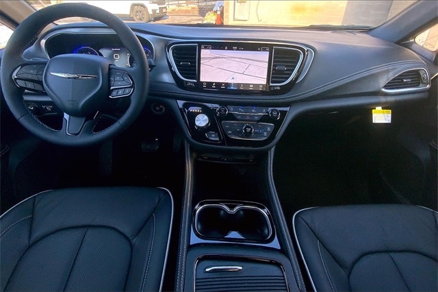 2026 CHRYSLER PACIFICA - Image 5