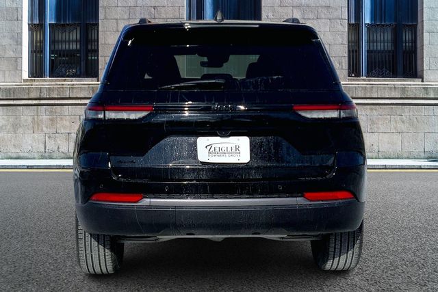 2026 JEEP GRAND CHEROKEE - Image 4