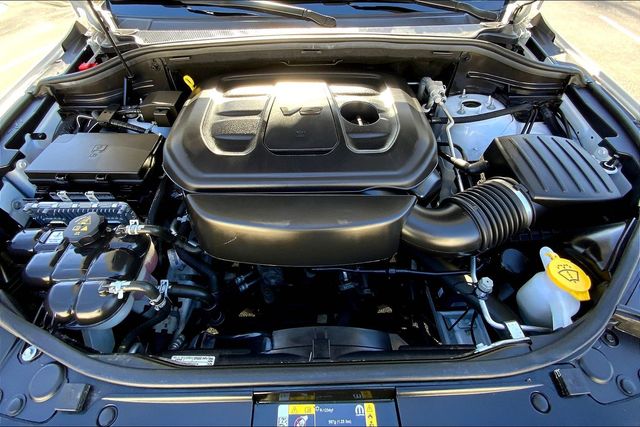 2022 JEEP GRAND CHEROKEE - Image 10