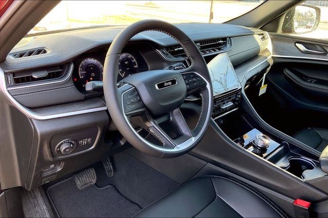 2025 JEEP GRAND CHEROKEE - Image 8