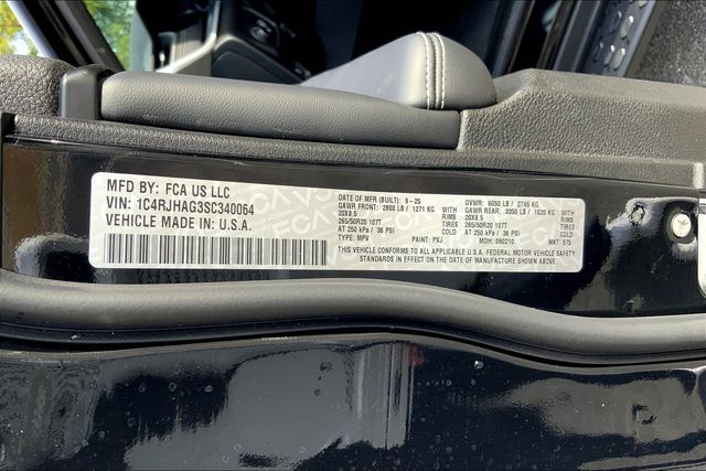 2025 JEEP GRAND CHEROKEE - Image 13