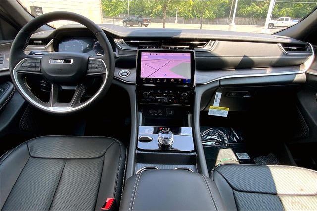 2025 JEEP GRAND CHEROKEE - Image 5