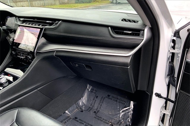 2023 JEEP GRAND CHEROKEE L - Image 16