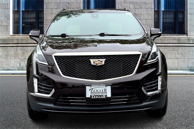 2020 Cadillac XT5 Sport photo 3