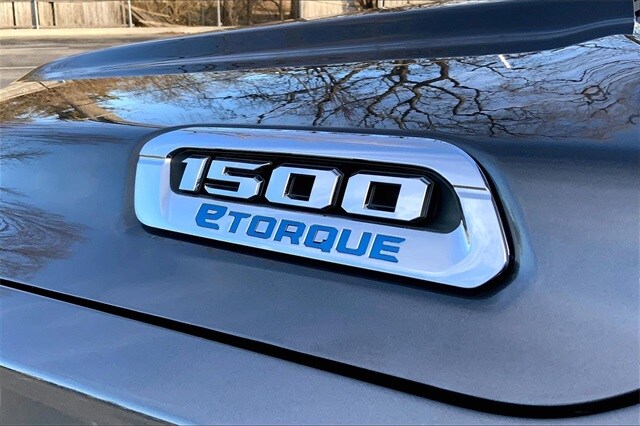 2022 RAM 1500 - Image 30